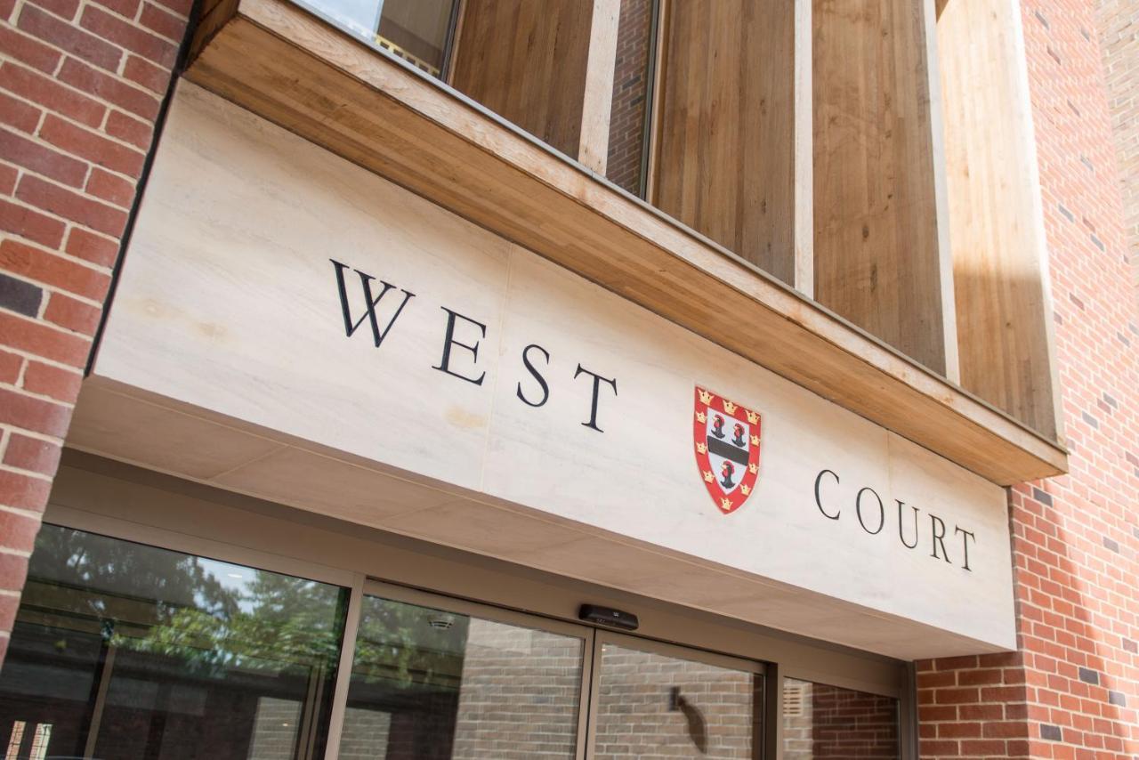 فندق West Court- Jesus College كامبريدج المظهر الخارجي الصورة